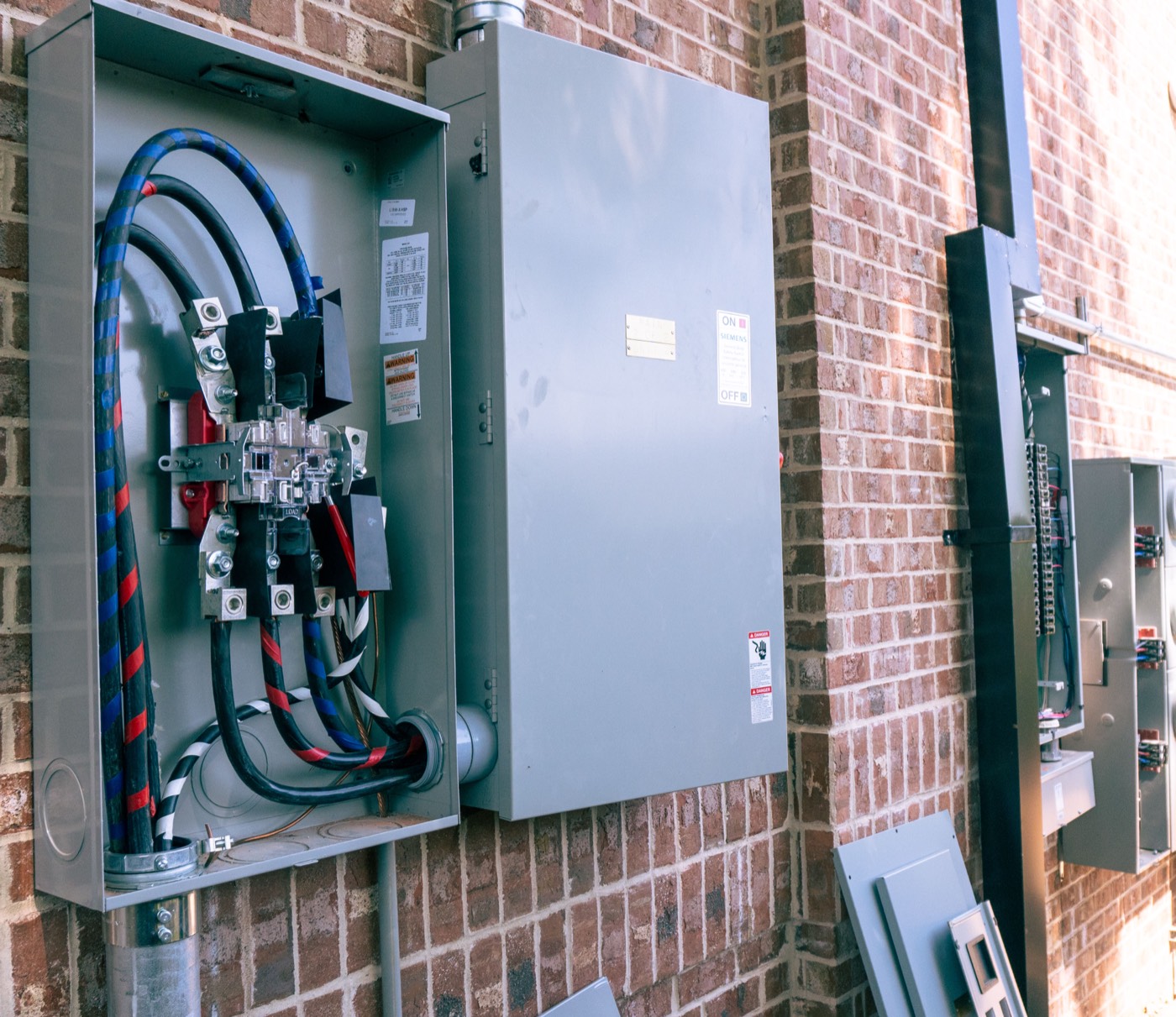 Panel wiring detail